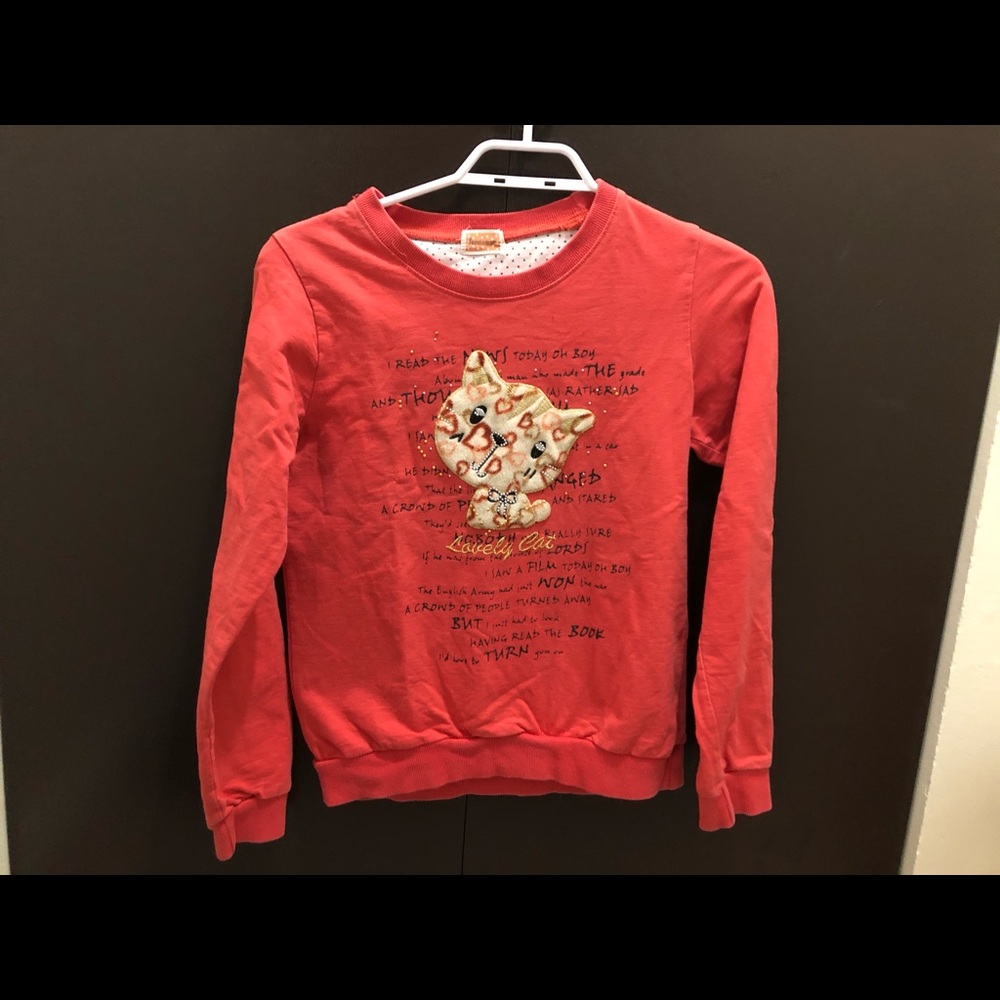 Sweatshirt